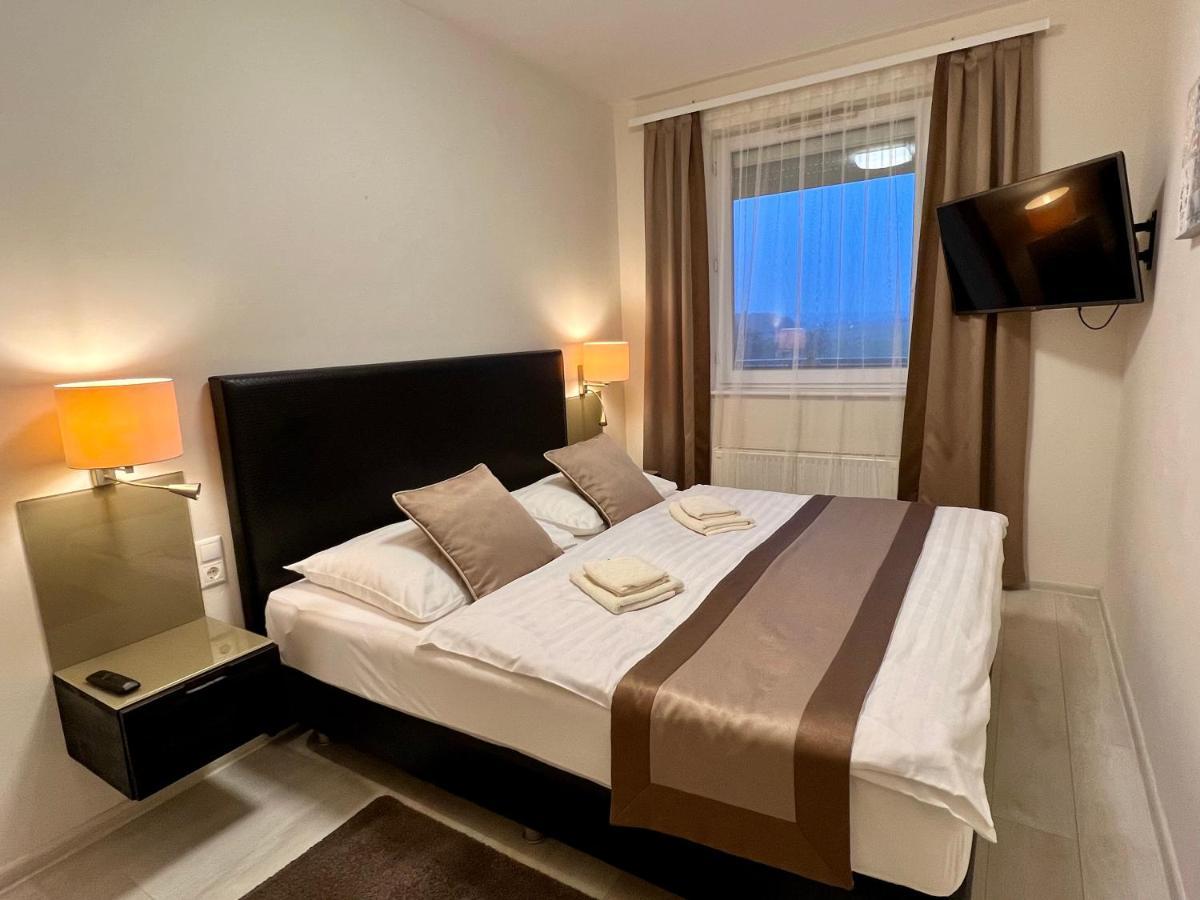 Chance Apartman Buekfuerdo Exterior photo